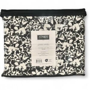 Gorgeous New authentic Jones New York modern black floral king flat sheet